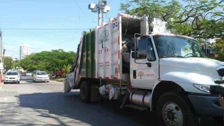 Vuelven a suspender recolección de basura en Centro ante falta de combustible de las unidades