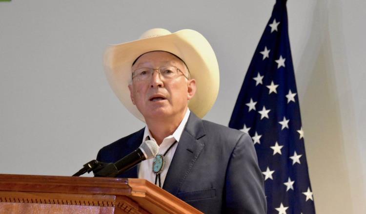 Condena embajador de EE. UU. Ken Salazar, asesinato de 2 periodistas en Veracruz