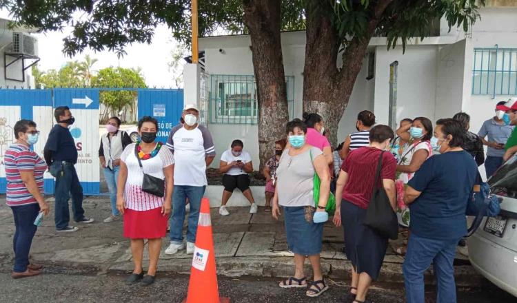 Habitantes de Carrizal protestan ante SAS por falta de agua potable y drenaje