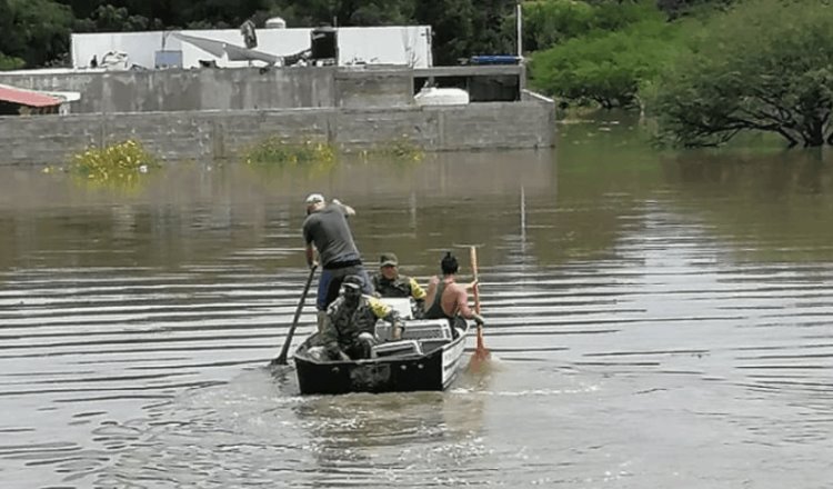 Se inunda cabecera municipal de Tequisquiapan, Querétaro