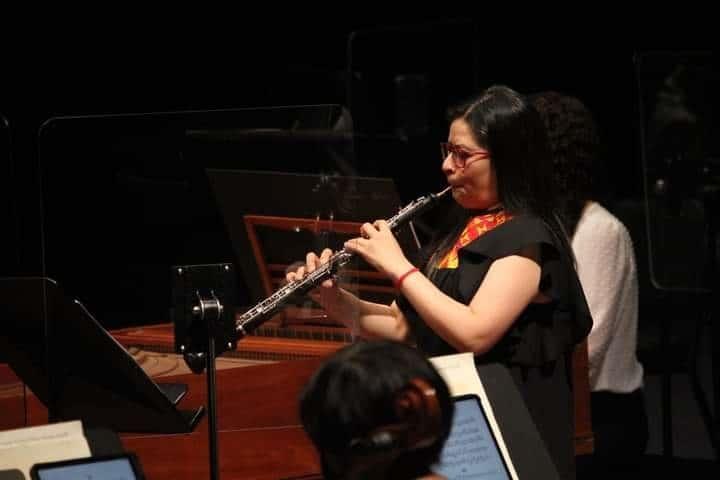 Oboísta tabasqueña debuta como solista de la Orquesta Sinfónica Nacional en Bellas Artes