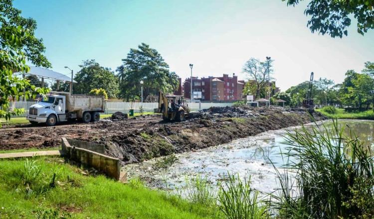 Desazolva CEAS más de 13 km de canales y drenes de Villahermosa