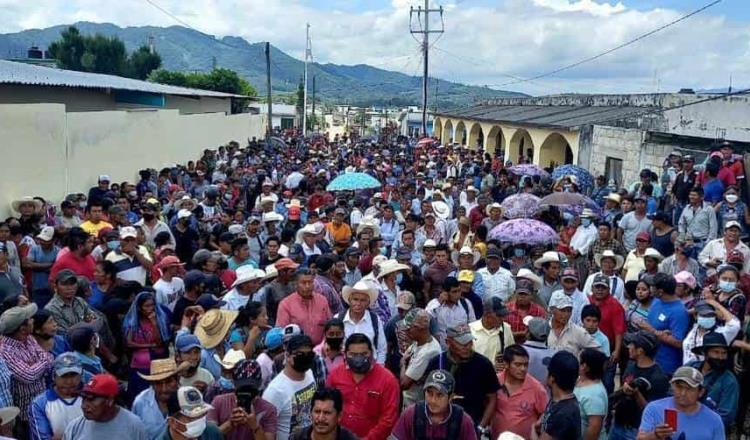 Ciudadanos de Altamirano, Chiapas, impiden toma de posesión del alcaldesa electa