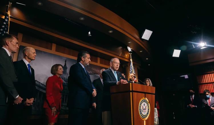 Republicanos en el Senado proponen aprobación de una extensión de emergencia para evitar que EE. UU. entre en crisis económica
