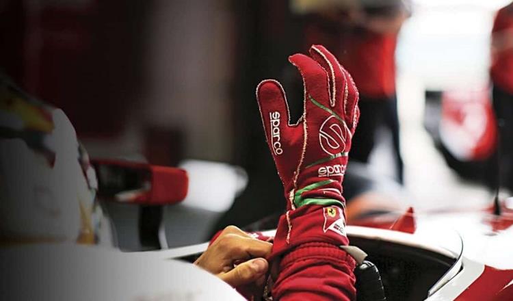 F1 lanza nuevos guantes para soportar incendios