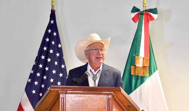 Expresa Ken Salazar ante México serias preocupaciones de Estados Unidos por reforma energética