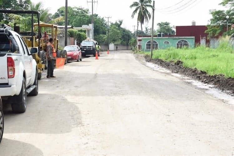 Presenta Eric Garrido al Instituto Nacional de Pueblos Indígenas proyecto para reconstruir 10 kilómetros de carretera