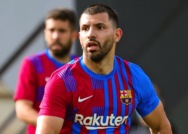 “Kun” Agüero anota su primer gol con el Barça