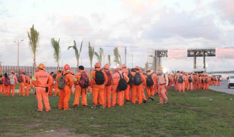 Trabajadores de la refinería de Dos Bocas regresan a laborar tras dos días de paro