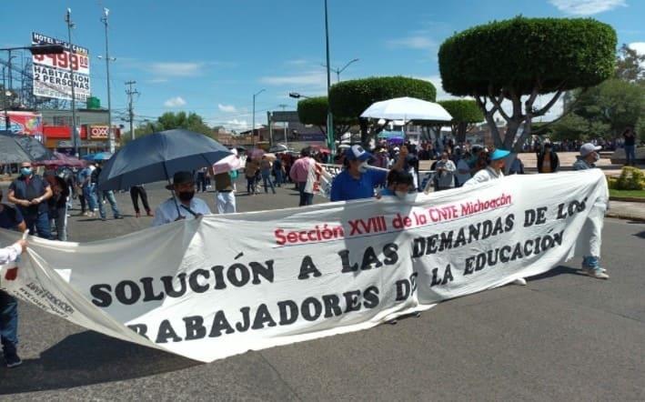 Amenazan maestros de la CNTE en Michoacán con no regresar a las aulas… hasta que les paguen adeudo pendiente