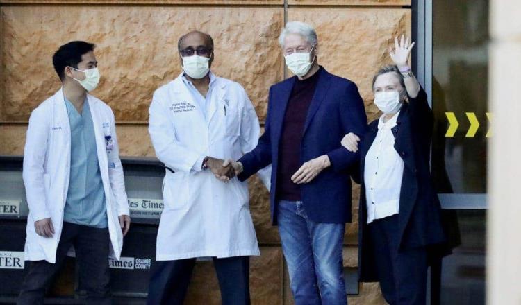 Dan de alta a Bill Clinton, tras ser hospitalizado por una infección
