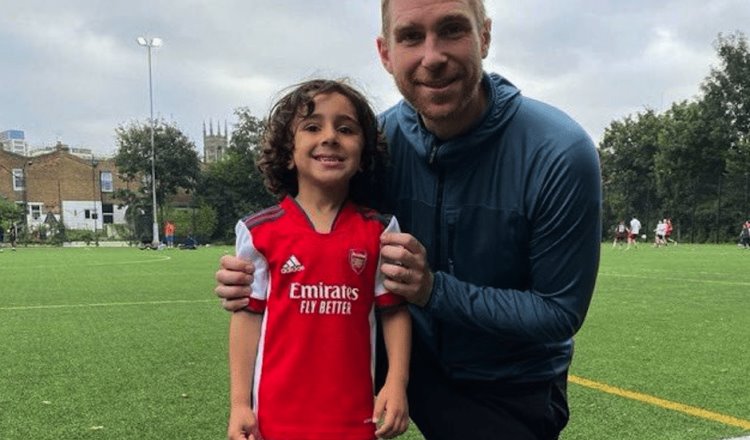 Arsenal ‘amarra’ a futbolista de 4 años de edad