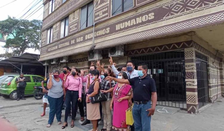 Ex burócratas de Emiliano Zapata se manifiestan frente a la CEDH