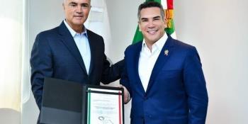 Designan a exgobernador de Querétaro José Calzada, nuevo representante del PRI ante el INE