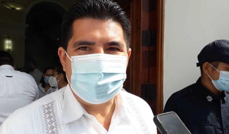 Defiende alcalde de Jalapa a Contralor Municipal pese a sanción por violencia política 