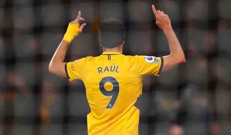 Raúl Jiménez anota su gol 50 con el Wolverhampton