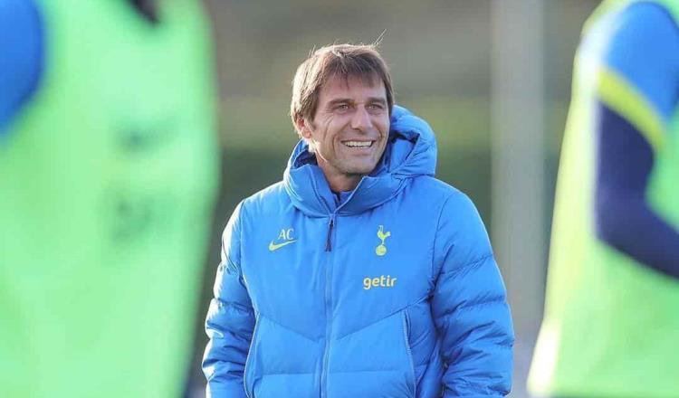 Tottenham hace oficial la salida de Antonio Conte de la dirección técnica del equipo