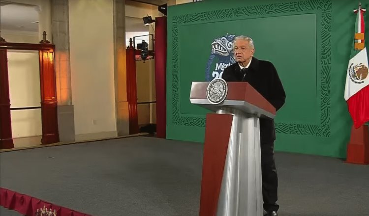 Advierte AMLO falta de humildad de “algunas” personas de clase media cuando acuden a vacunarse