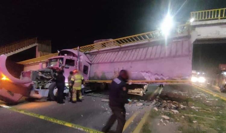 Cae puente peatonal en la carretera México-Texcoco; no se reportan víctimas