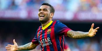 Dani Alves regresa al Barcelona tras cinco años de ausencia