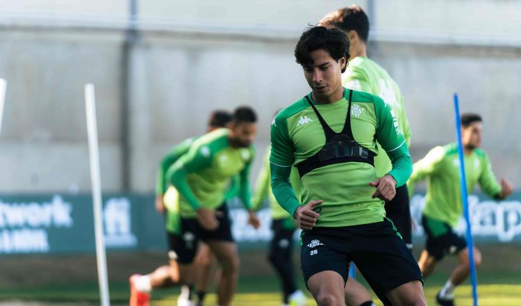 Diego Lainez “está agarrando su mejor forma”: Pellegrini