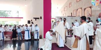 Celebra obispo de Tabasco ordenación presbiteral de seis nuevos sacerdotes