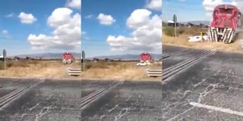 Tren embiste a un taxi en Hidalgo