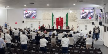 Rinden en Congreso homenaje a personal de Salud por atención en la pandemia