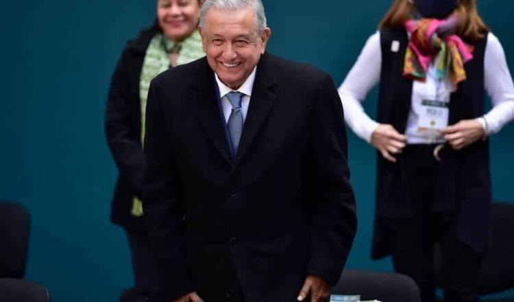 Espera Obrador lograr consenso con empresarios para aumento salarial