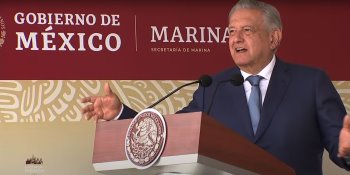 "Tengo la fortuna de contar con el respaldo de la Marina y Sedena", dice AMLO en la conmemoración del "Día de la Armada de México"