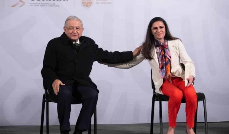 Ana Gabriela está actuando como buena funcionaria pública: AMLO