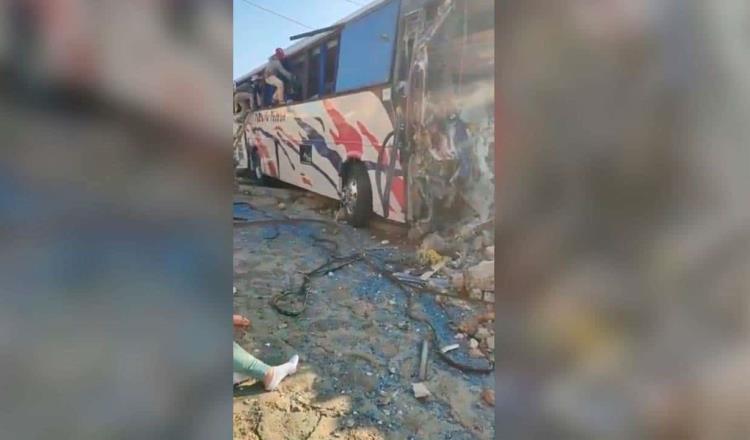 Autobús se impacta contra casa en Edomex: 19 muertos y al menos 30 lesionados