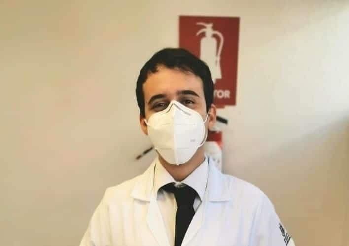 Reconoce Pfizer a alumno de medicina de la UJAT como uno de los mejores en México