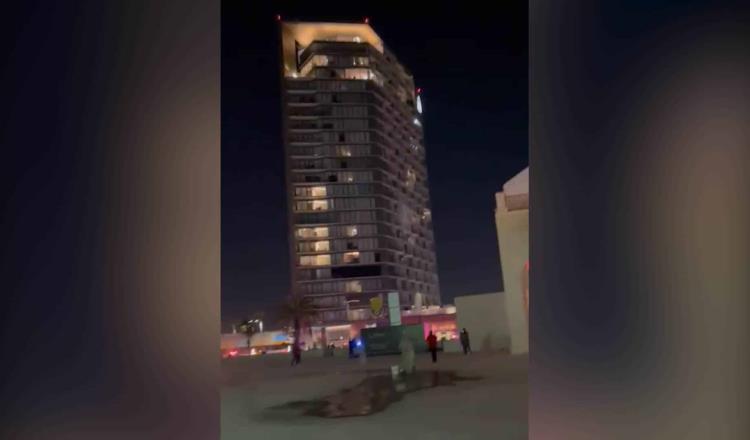 Hombre cae del último piso de edificio en Tijuana 