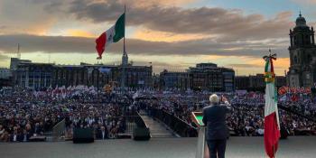 Dice Obrador no tener información de cuántos llegaron al Zócalo a su informe; insiste en que, "amor con amor se paga"