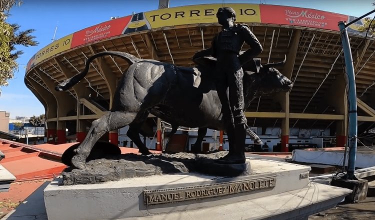 Prohiben por tiempo indefinido las corridas de toros en la Plaza México