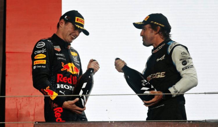 Fernando Alonso se decanta por Verstappen para ganar la F1