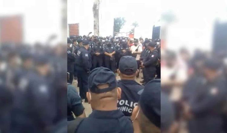 Acusan policías de Macuspana que el Ayuntamiento no les pagará aguinaldo