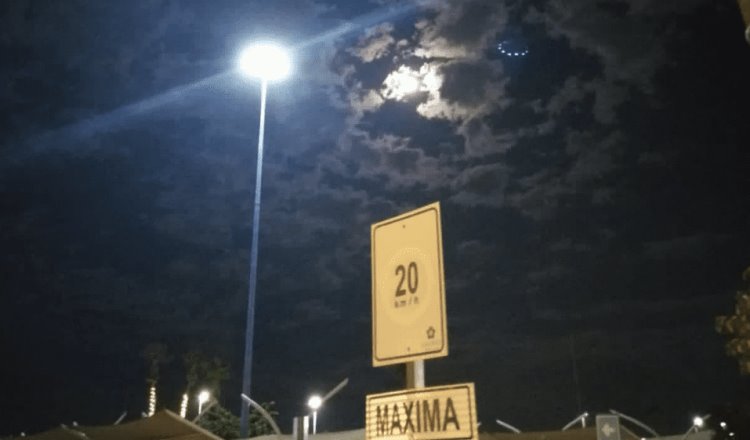 Captan supuesto OVNI en cielo de Torreón