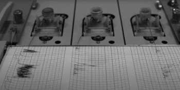 Sin daños, sismo magnitud 7.3 que sacude a Indonesia