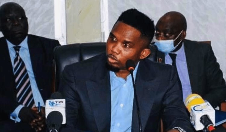 España exige a Samuel Eto´o pago de deuda por un millón de euros