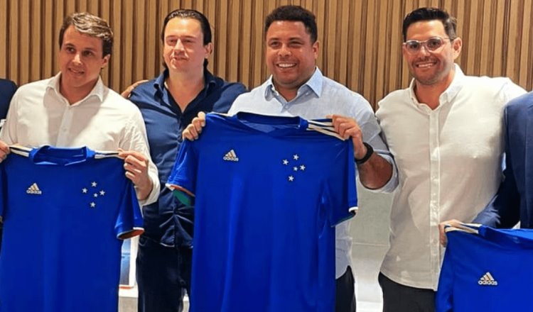 Ronaldo, ‘El Fenómeno’, se pierde festejos del Cruzeiro… tiene COVID-19