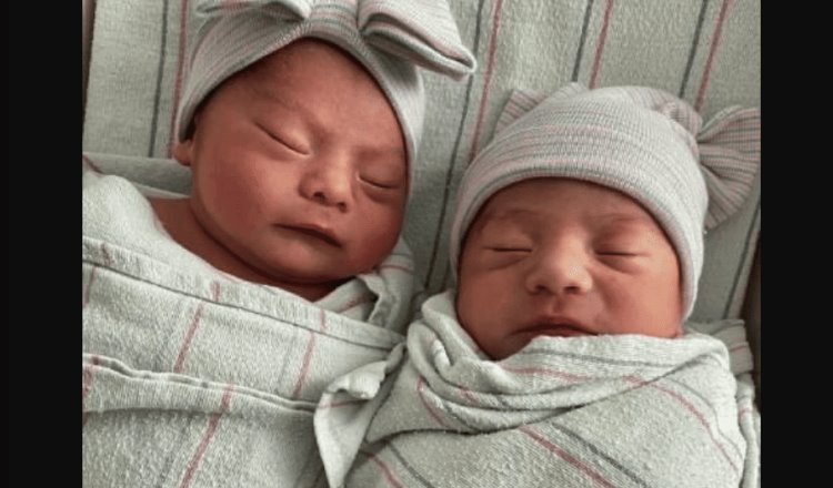 Cautiva nacimiento de mellizos en años distintos en California