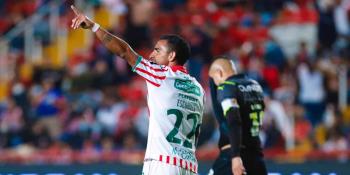 Necaxa y Monterrey sí jugarán con aficionados