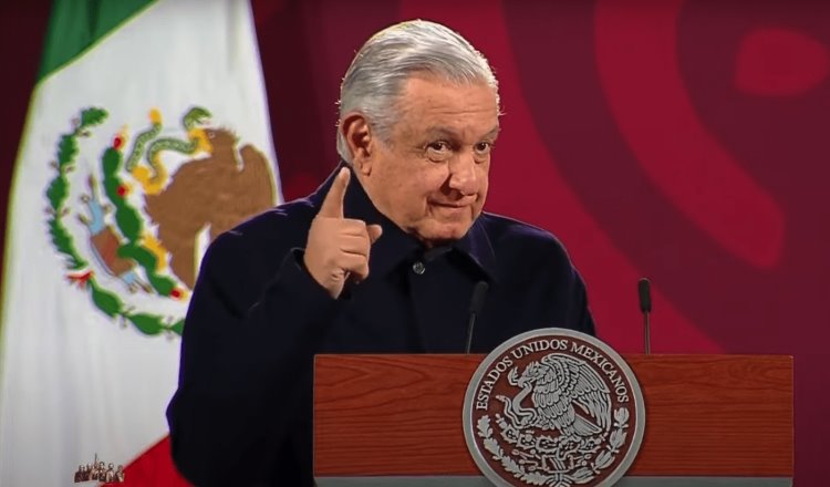 Reforma Eléctrica acabará con la “política robalera”: AMLO