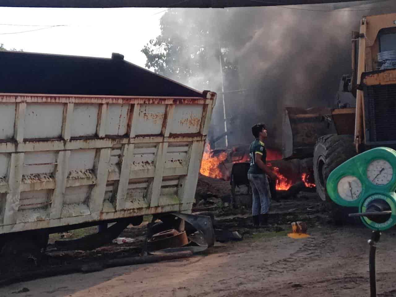Explosión en taller de Nacajuca deja a una persona con quemaduras