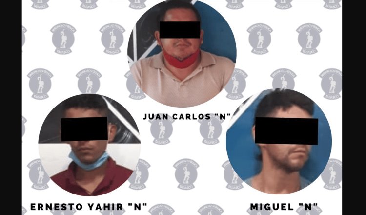 Aseguran a 3 personas en Villahermosa por robo de autopartes y comercio