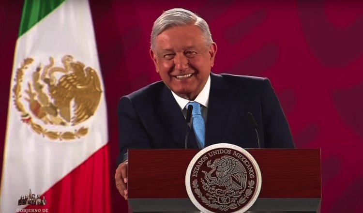 México tiene un gobierno impopular con un presidente popular, asegura Roy Campos