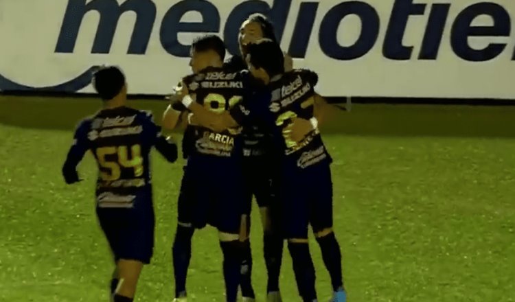 Con 10 jugadores, Pumas Tabasco rescata empate 2-2 frente a Venados