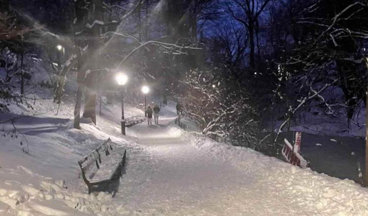 10 localidades de EE. UU. sufren por fuertes nevadas